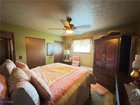 2736 Rita Dr, Lorain, OH 44053 photo 17