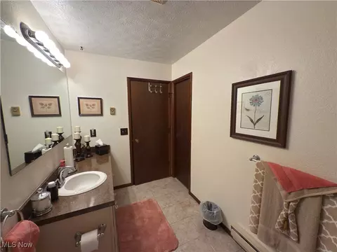 2736 Rita Dr, Lorain, OH 44053 photo 14