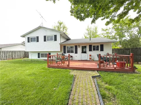 2736 Rita Dr, Lorain, OH 44053 photo 23
