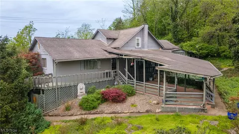 1585 County Road 9, Marietta, OH 45750