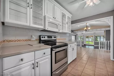 7335 Cadle Ave, Mentor, OH 44060 photo 8