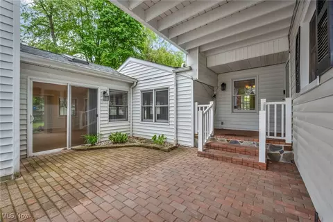 7335 Cadle Ave, Mentor, OH 44060 photo 3