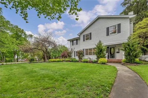 7335 Cadle Ave, Mentor, OH 44060 photo 2
