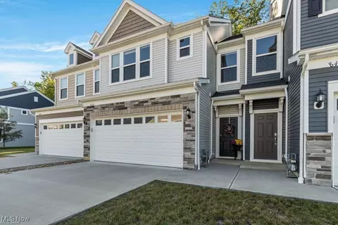 844 Woodside Dr, Westlake, OH 44145
