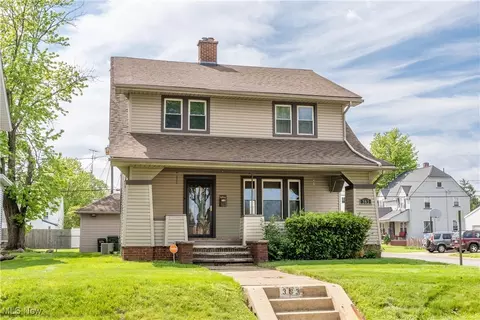 363 Bellflower Ave NW, Canton, OH 44708