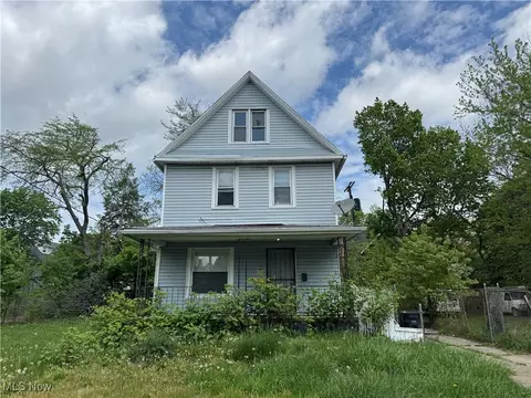 12423 Phillips Ave, Cleveland, OH 44108