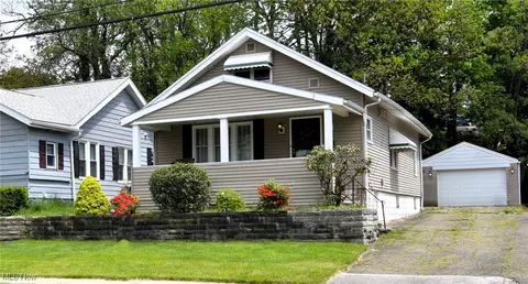 1255 Gorge Blvd, Akron, OH 44310