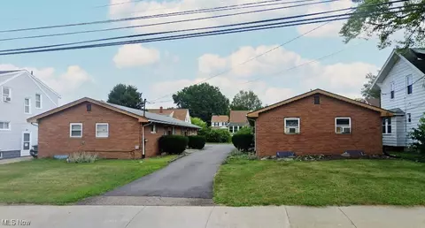 877 Gorge Blvd, Akron, OH 44310