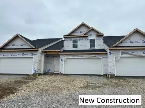 1202 Ayla Ave, Green, OH 44685