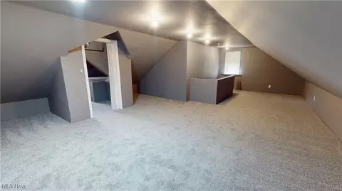 Entry Way - 5244 Thomas St, Maple Heights, OH 44137 photo 6 of 6