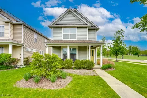 3585 Gerome Ct, Cleveland, OH 44105