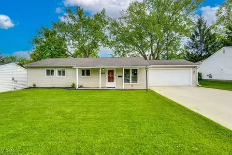 24560 Eldridge Blvd, Bedford Heights, OH 44146