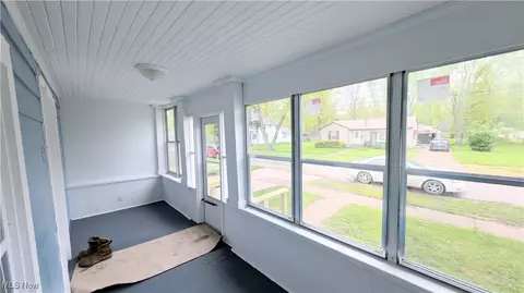 404 E 23rd St, Ashtabula, OH 44004 photo 24