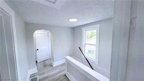 404 E 23rd St, Ashtabula, OH 44004 photo 13