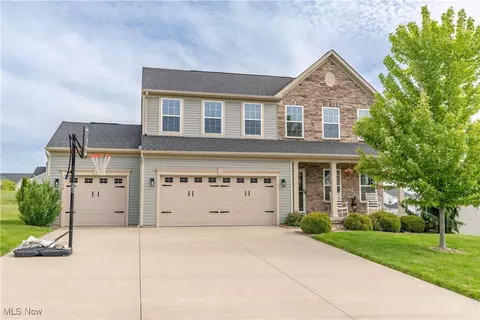 6183 Llanfair St SW, Massillon, OH 44646
