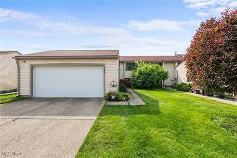1202 Northway Dr #L, Painesville, OH 44077