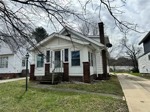 22680 Coulter Ave, Euclid, OH 44117