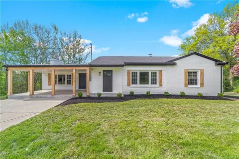 2394 Reimer Rd, Wadsworth, OH 44281