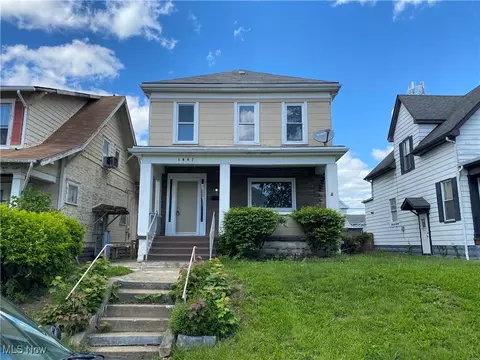 1407 Ridge Ave, Steubenville, OH 43952