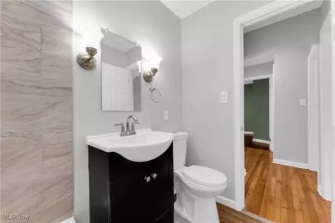 262 E 208th St, Euclid, OH 44123 photo 18