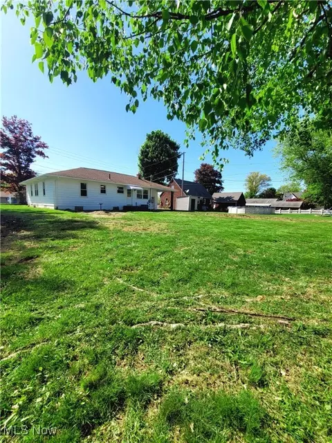 Exterior - 2222 Whipple Ave NW, Canton, OH 44708 photo 2 of 2
