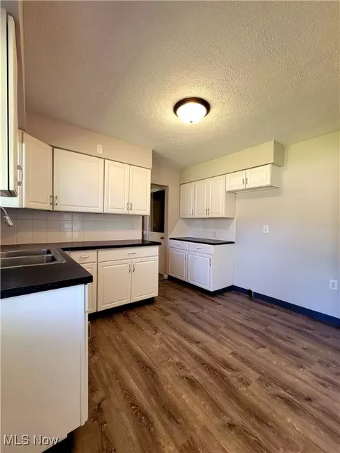 Kitchen - 2222 Whipple Ave NW, Canton, OH 44708 photo 2 of 2