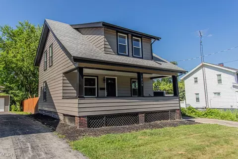 1838 Ridgelawn Ave, Youngstown, OH 44509