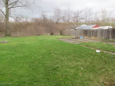 Exterior - 148 Bell Ave, Elyria, OH 44035 photo 1 of 1