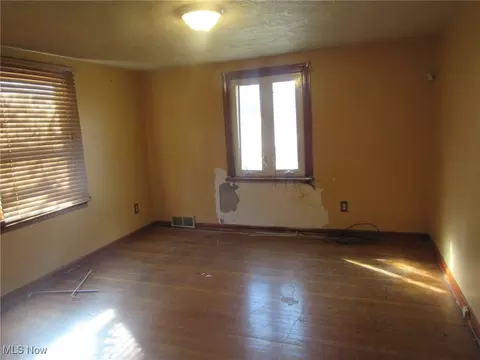 1329 E Perkins Ave, Sandusky, OH 44870 photo 11