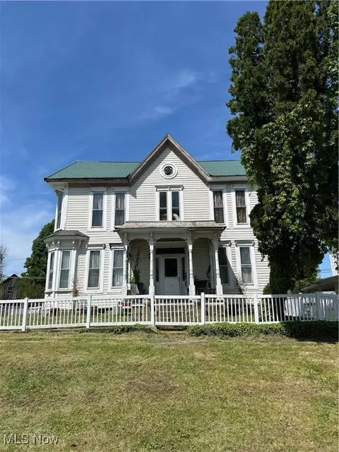 46017 Sr 145, Lewisville, OH 43754