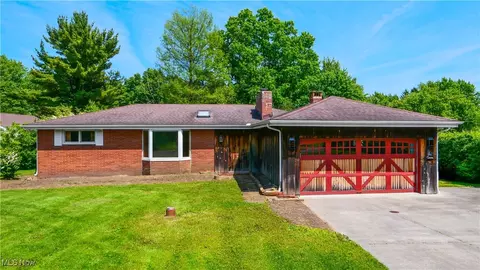11828 Sheldon Rd, Mantua, OH 44255