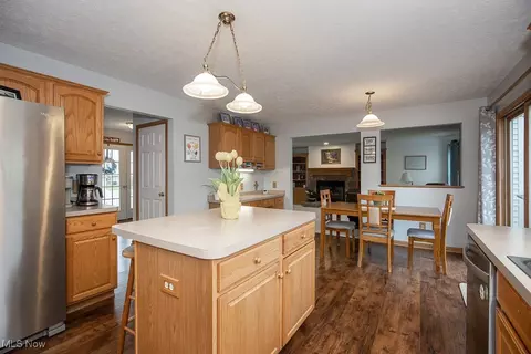 2131 Kimberly Ct, Wickliffe, OH 44092 photo 34