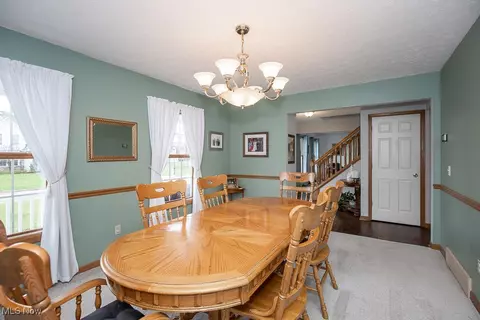 2131 Kimberly Ct, Wickliffe, OH 44092 photo 9