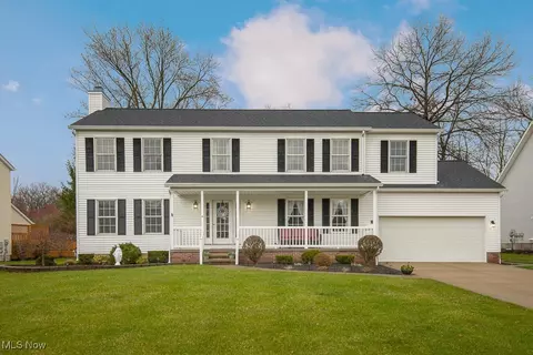 2131 Kimberly Ct, Wickliffe, OH 44092 photo 2