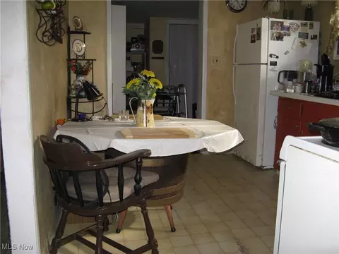 Kitchen - 4357 Ridgewood Rd, Akron, OH 44321 photo 2 of 2