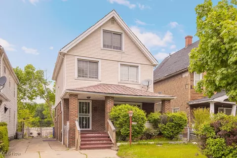 13913 Castalia Ave, Cleveland, OH 44110