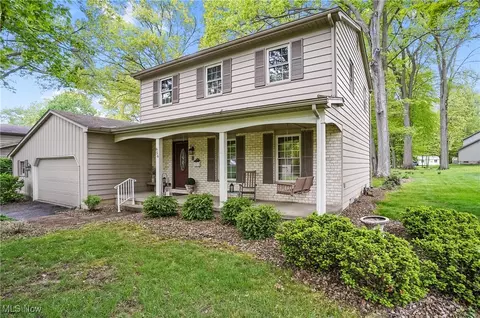 656 Squirrel Hill Dr, Boardman, OH 44512