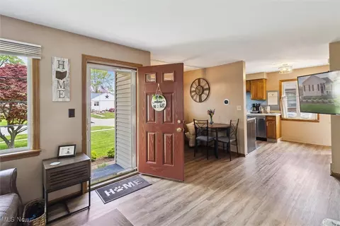 605 Harvard Ave, Elyria, OH 44035 photo 5