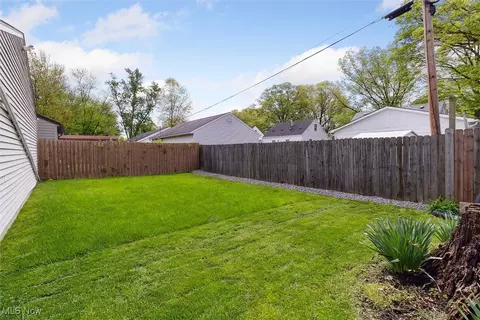 605 Harvard Ave, Elyria, OH 44035 photo 29