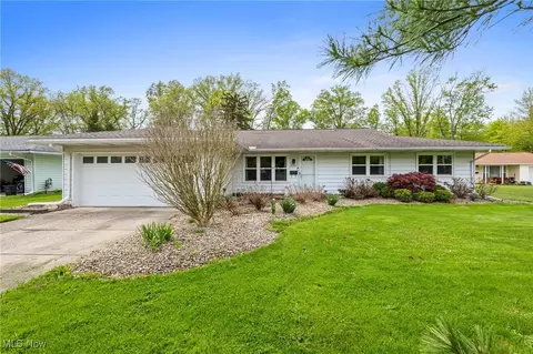 6166 Cumberland Ct, Mentor, OH 44060