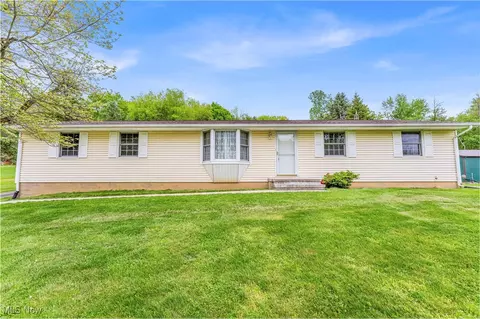 3068 Beaumont Ave NW, Massillon, OH 44647