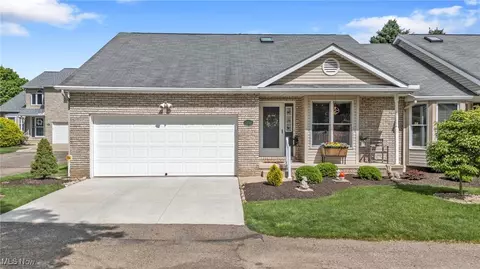 2532 Marsh Ave NW, Canton, OH 44708