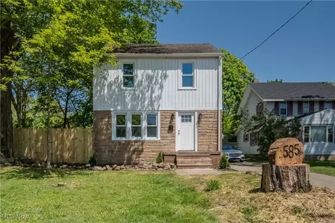 585 E Glenwood Ave, Akron, OH 44310