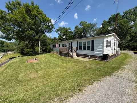 38722 State Route 518 Rd, Lisbon, OH 44432
