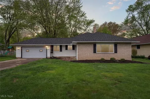 414 Steven Blvd, Richmond Heights, OH 44143