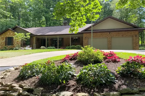 5008 Township Road 382, Millersburg, OH 44654