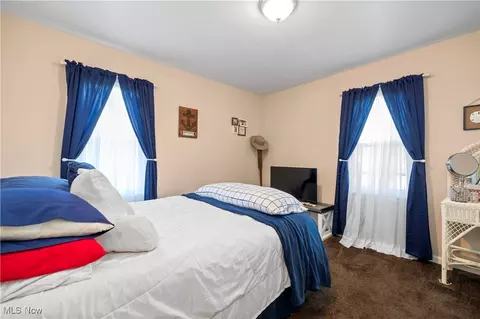 Bedroom - 2427 E 31st St, Lorain, OH 44055 photo 1 of 9