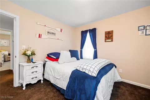 Bedroom - 2427 E 31st St, Lorain, OH 44055 photo 2 of 9