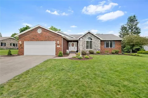 218 Tanglewood Dr, Dalton, OH 44618