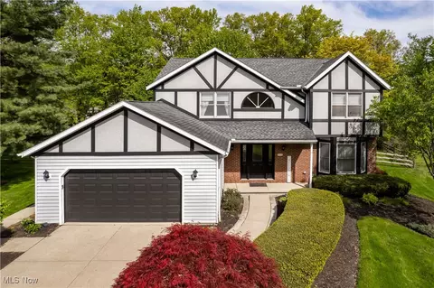 21428 Montclare Blvd, Strongsville, OH 44149